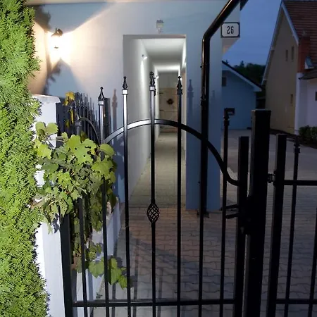 Modrý Dom Aparthotel