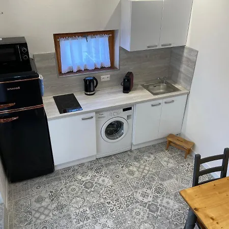Modry Dom Aparthotel Podhajska