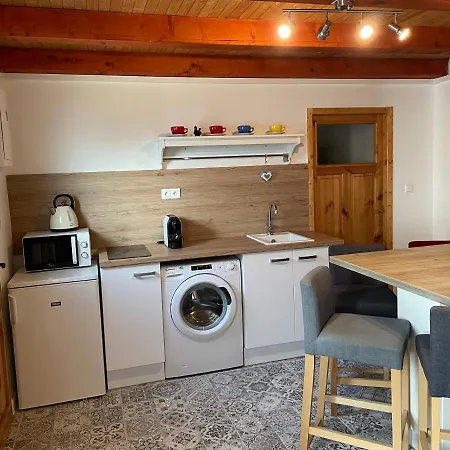 Modrý Dom Aparthotel Podhájska