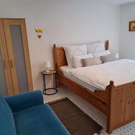 Modry Dom Aparthotel Podhajska